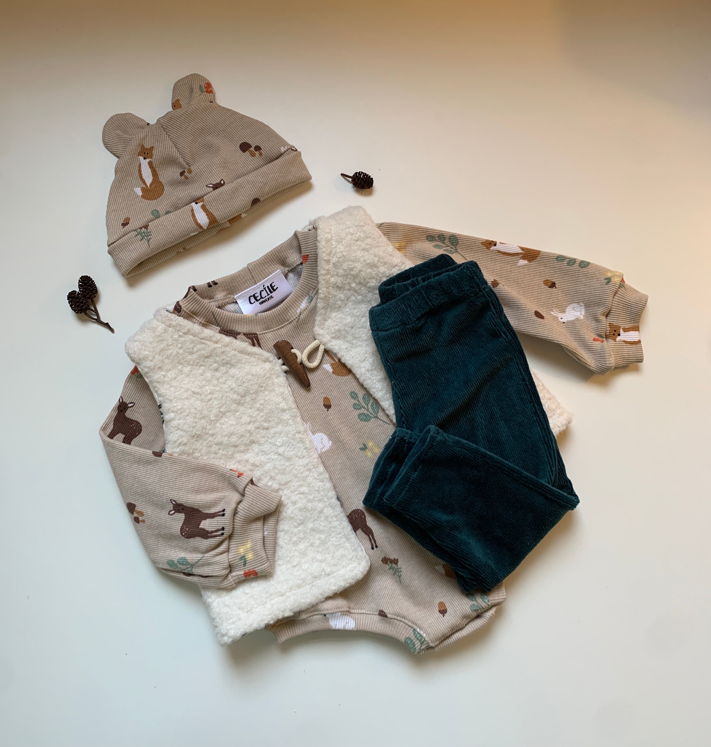SALE - Cecile Universe