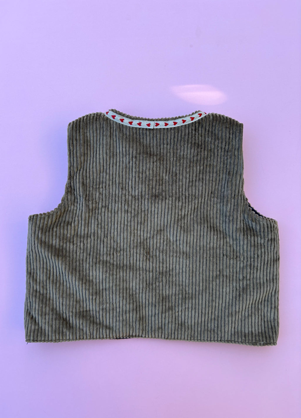 Khaki green - hearts gilet