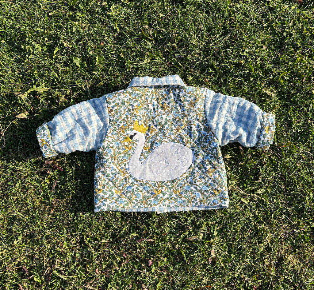 Maisy unisex swan quilted jacket  * 2-3 years