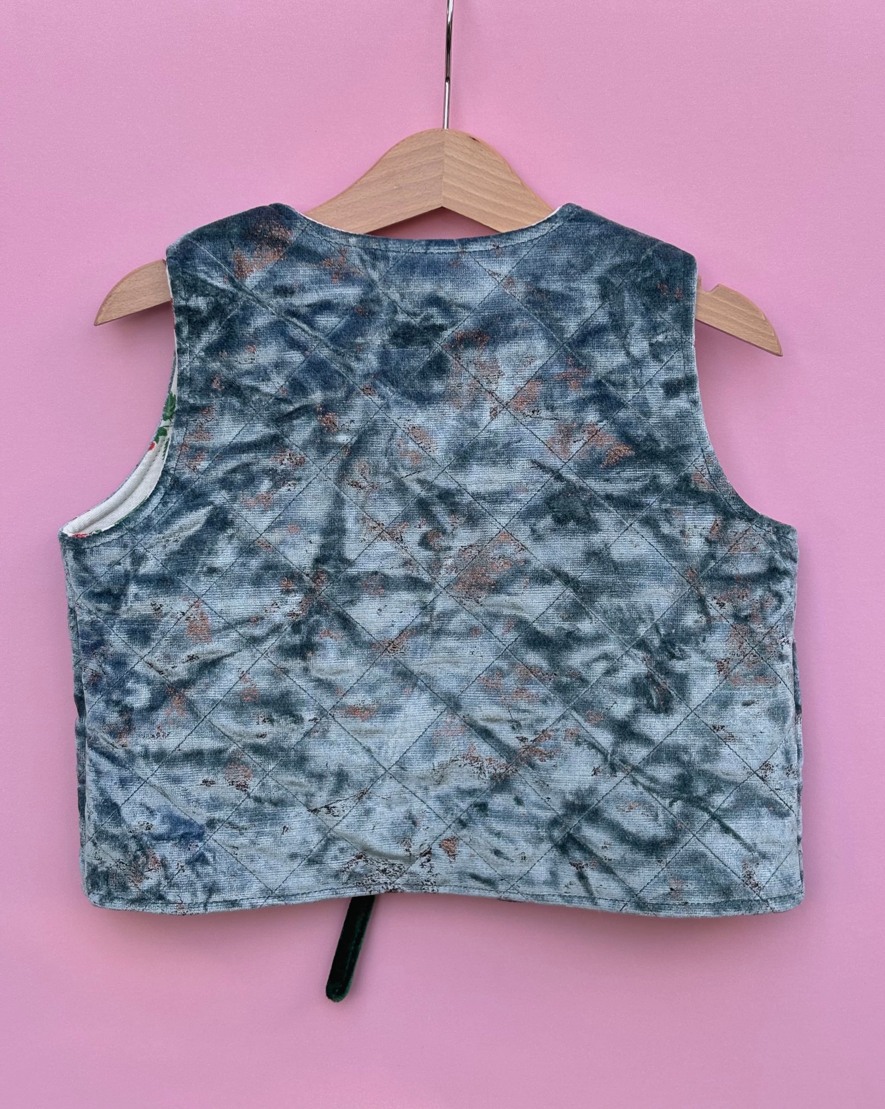 Strawberry quilted gilet