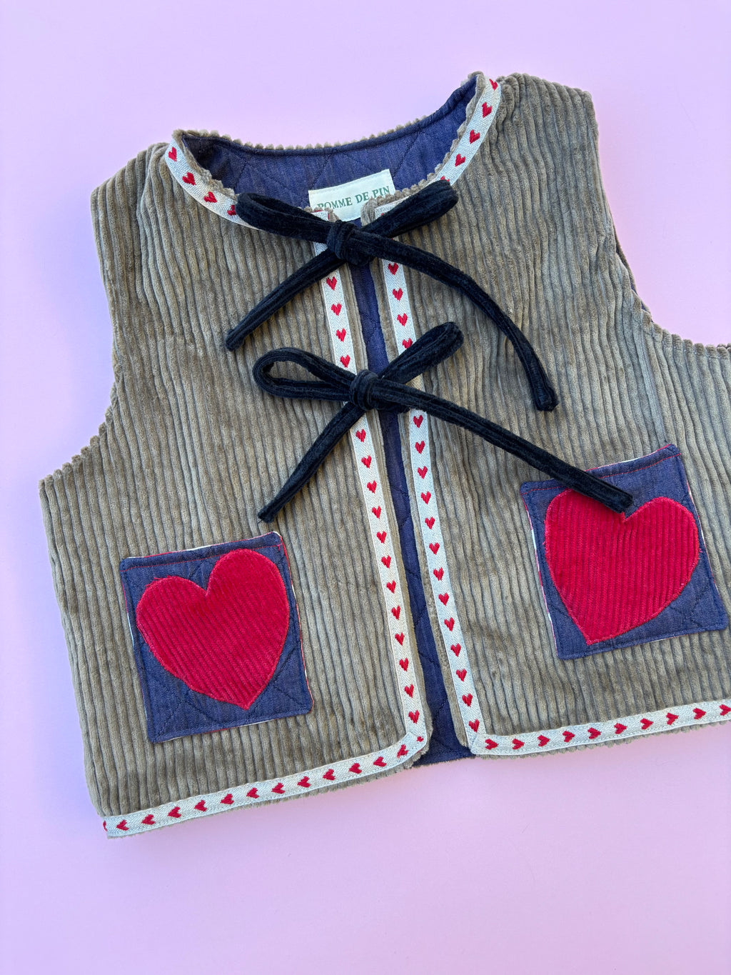 Khaki green - hearts gilet